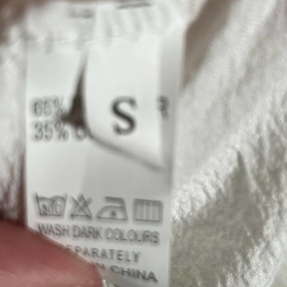 Off Shoulder Smocked White Dress - Size Small *NEW* - Picture 5 of 6